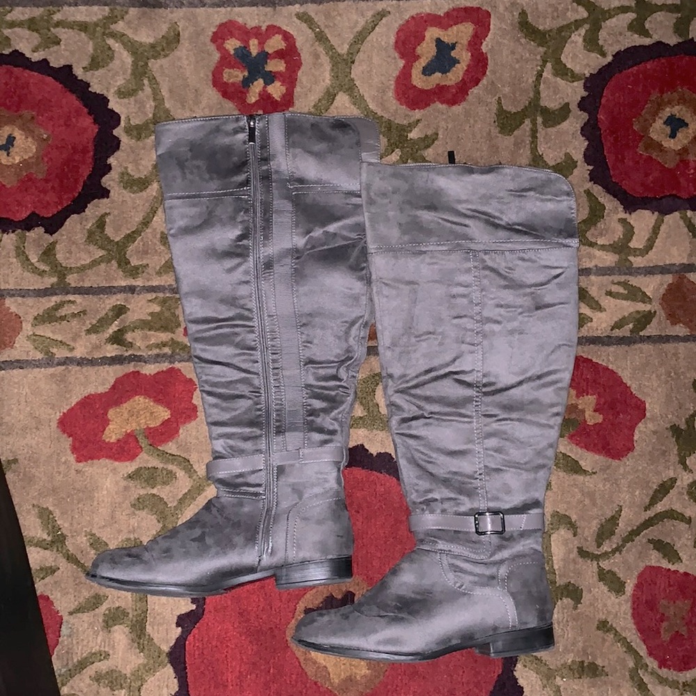 Women’s over the knee boots Size 11WW
